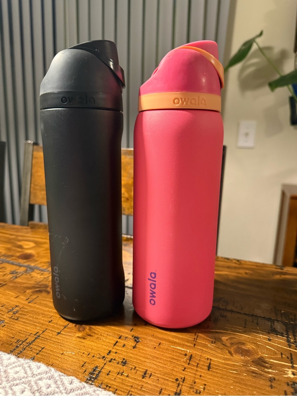 Owala Water Bottles - Pink & Black